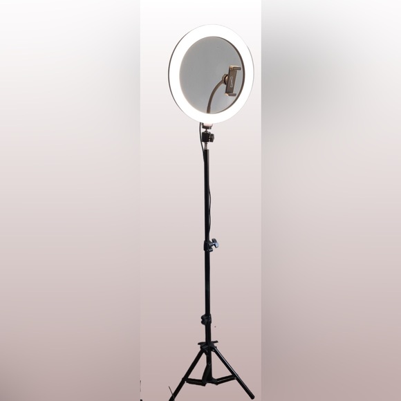 NIB: Pro live stream selfie ring light - Picture 2 of 8